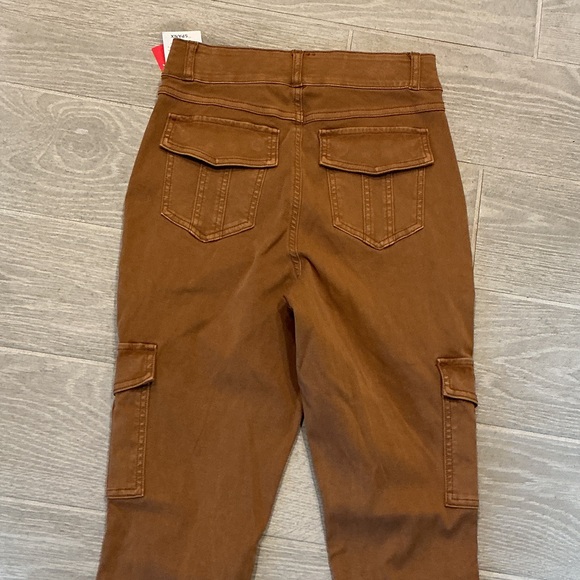 Spanx Stretch Twill Ankle Cargo Pants Honey Glow Women’s Sz Medium Tall 20311T - Picture 4 of 7